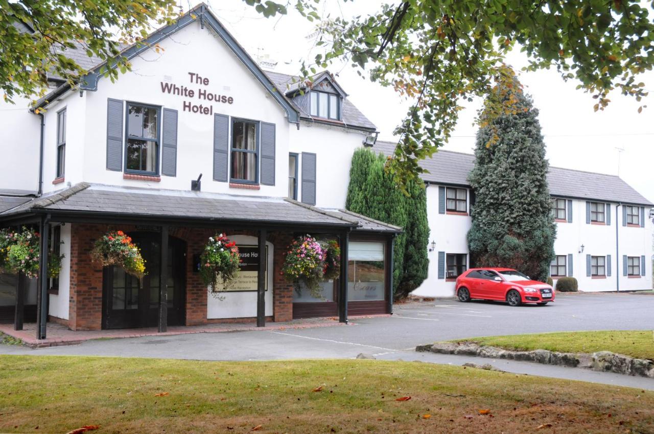 The White House Hotel Telford Esterno foto