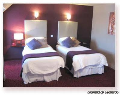 The White House Hotel Telford Esterno foto